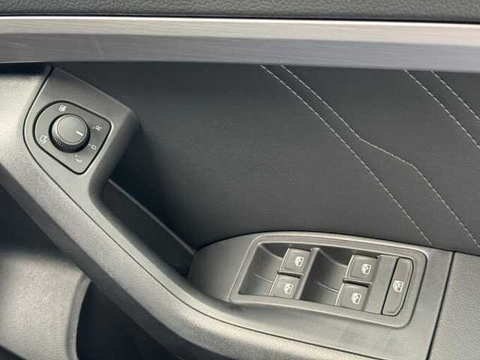 SEAT Ateca 1.5 TSI EVO FR Black Edition 5dr